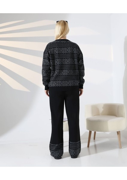 Iskandinav Desenli Konfor Triko Takım indirimleri