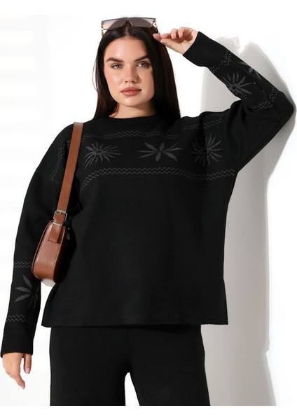 Kar Tanesi Nakışlı Kadın Triko Takım fırsatları