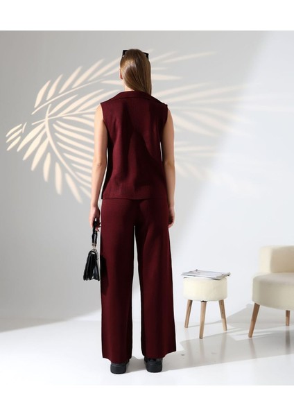 Parlak Düğmeli Şık Yelekli Triko Takım indirimleri