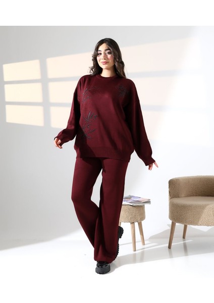 Doğanın Zarafeti Taş Işlemeli Triko Takım fiyatları