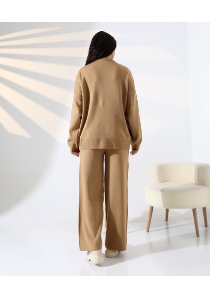 Sanatsal Dokunuş Basic Triko Takım indirimleri