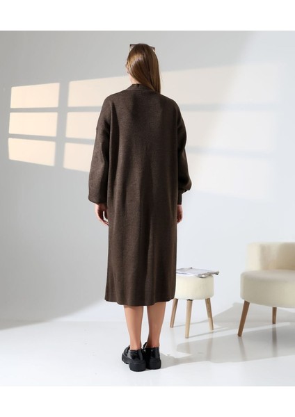 Zamansız Stil: Uzun Triko Hırka ve Elbise Ikilisi indirimleri