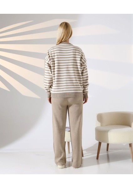 Cep Detaylı Çizgili Triko Takım indirimleri