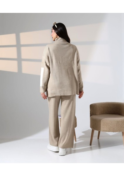 Sportif Şerit Detaylı Triko Takım indirimleri