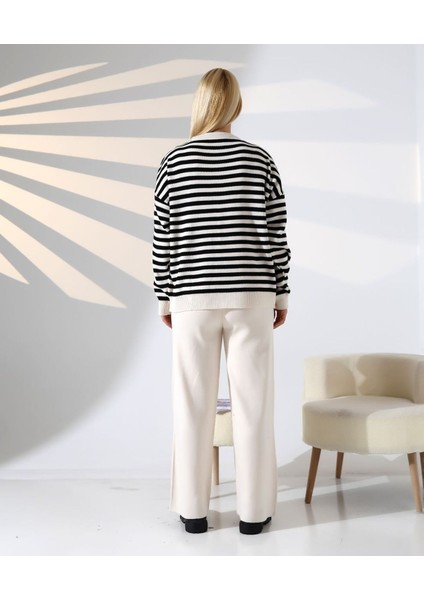 Cep Detaylı Çizgili Triko Takım indirimleri