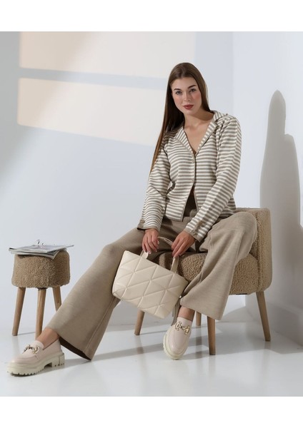 Çizgili Polo Yaka Kadın Triko Takım fırsatları