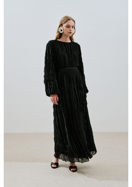 Piliseli Şifon Elbise Siyah