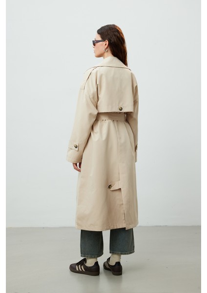 Düğmeli Kruvaze Trençkot Bej fırsatları