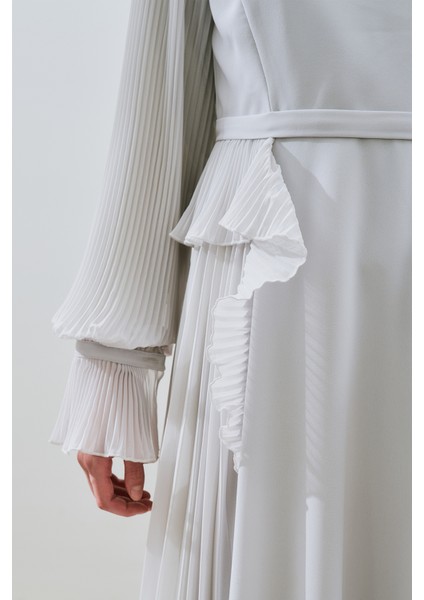 Katlı Piliseli Elbise Taş fırsatları