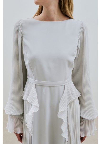 Katlı Piliseli Elbise Taş indirimleri