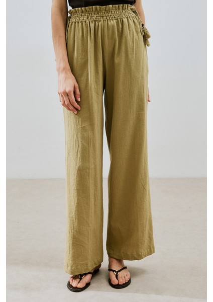 Dokulu Bağlamalı Pantolon Haki fırsatları