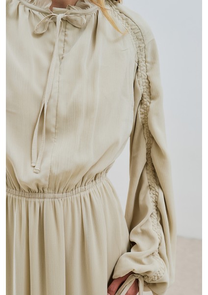 Uzun Büzgülü Şifon Elbise Adaçayı