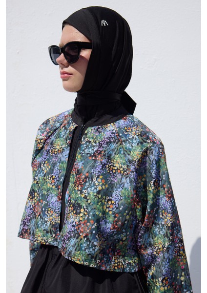 Rüzgarlıklı 3'lü Tesettür Mayo Takımı Tıny Flower fırsatları