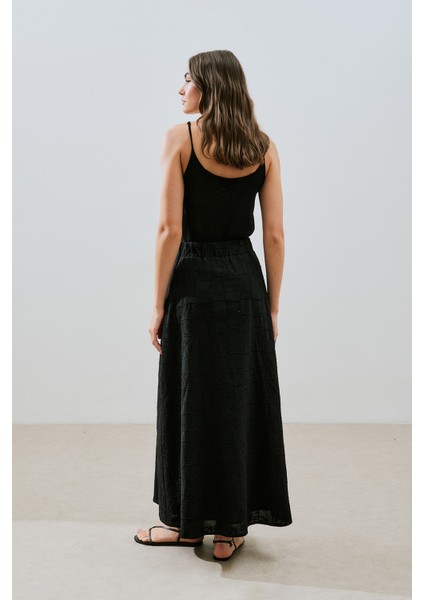 Nakışlı Midi Etek Siyah