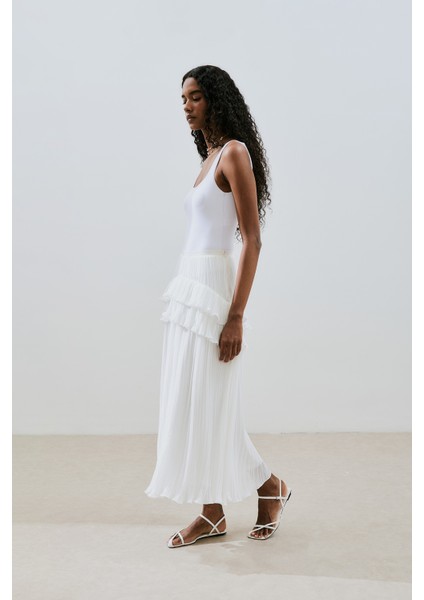 Mila Piliseli Katlı Etek Ekru modelleri