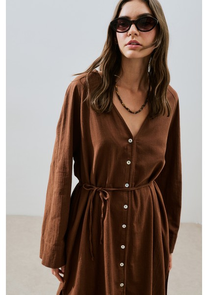 Dokulu Düğmeli Uzun Tunik Kahverengi