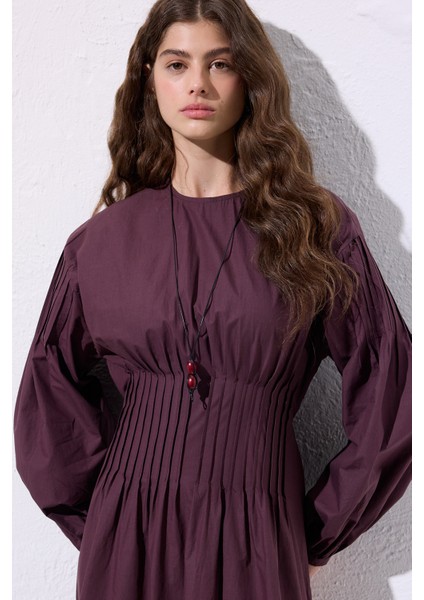 Beli Pile Detaylı Elbise Mürdüm