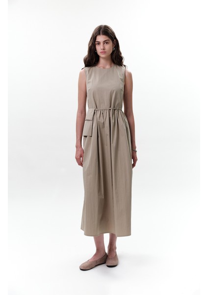 Kemer Detaylı Kolsuz Elbise Yeşil