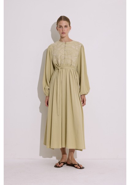 Dokulu Nakış Detaylı Elbise Soft Yeşil modelleri