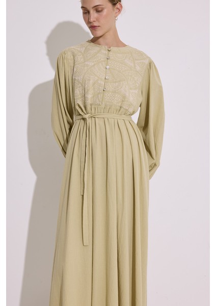 Dokulu Nakış Detaylı Elbise Soft Yeşil fırsatları