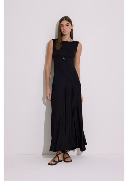 Kolsuz Dökümlü Elbise Siyah fiyatları