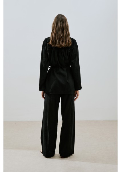 Dokulu Işlemeli Gömlek Siyah indirimleri