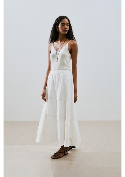 Dokulu Işlemeli Katlı Uzun Etek Ekru modelleri