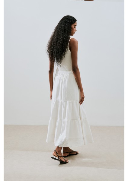 Dokulu Işlemeli Katlı Uzun Etek Ekru