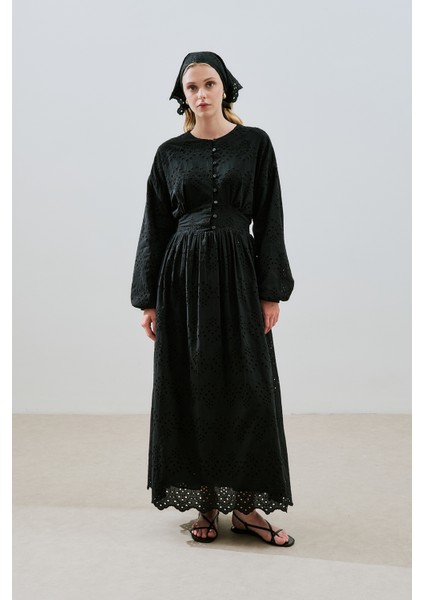 Brode Düğmeli Elbise Siyah