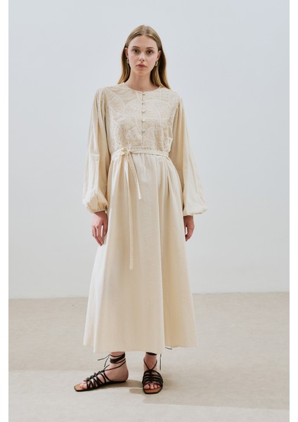 Dokulu Nakış Detaylı Elbise Natural fırsatları