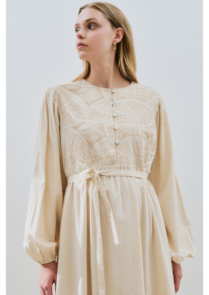Dokulu Nakış Detaylı Elbise Natural indirimleri