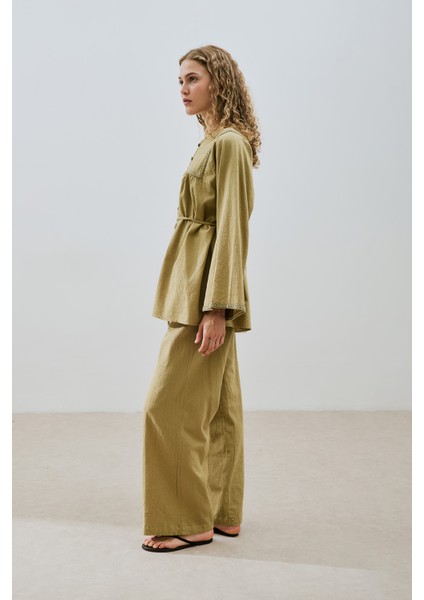 Dokulu Işlemeli Gömlek Haki fırsatları