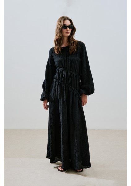 Büzgü Bağlamalı Dokulu Elbise Siyah fiyatları