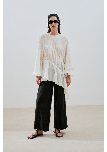 Büzgü Bağlamalı Dokulu Tunik Ekru