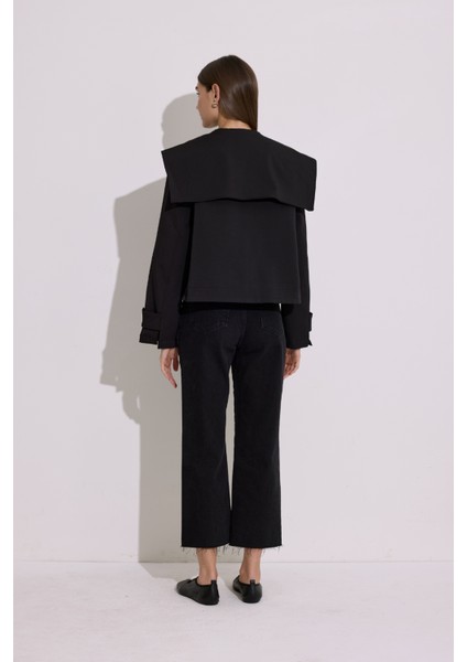 Geniş Yaka Crop Trençkot Siyah