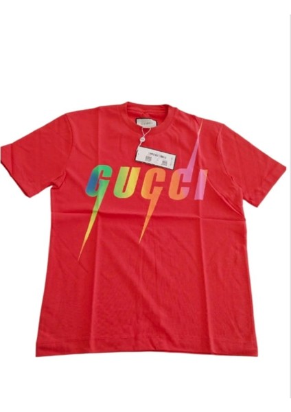 Göğüs Baskılı T-Shirt