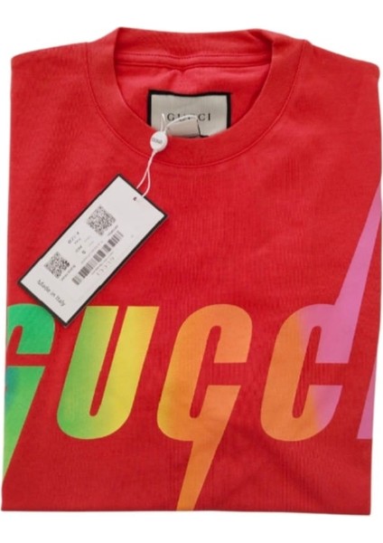 Göğüs Baskılı T-Shirt modelleri