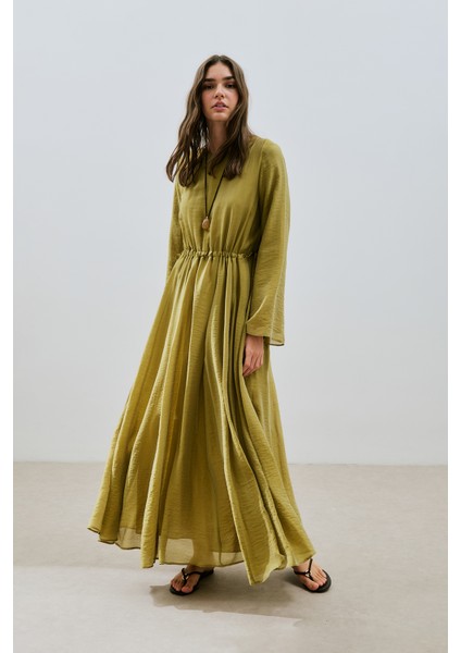 Beli Ayarlamalı Uzun Elbise Sarı
