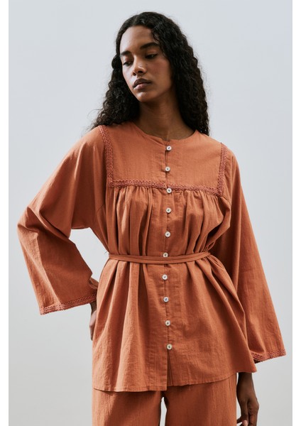 Dokulu Işlemeli Gömlek Tarçın indirimleri