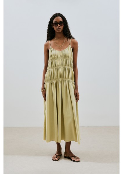 Dokulu Büzgü Detaylı Elbise Soft Yeşil modelleri