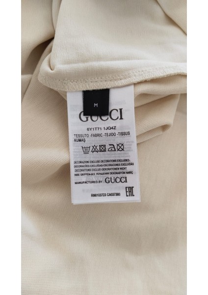 Göğüs Baskılı T-Shirt indirimleri