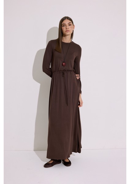 Dökümlü Uzun Kol Elbise Kahverengi