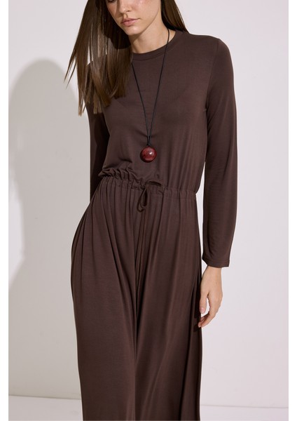 Dökümlü Uzun Kol Elbise Kahverengi