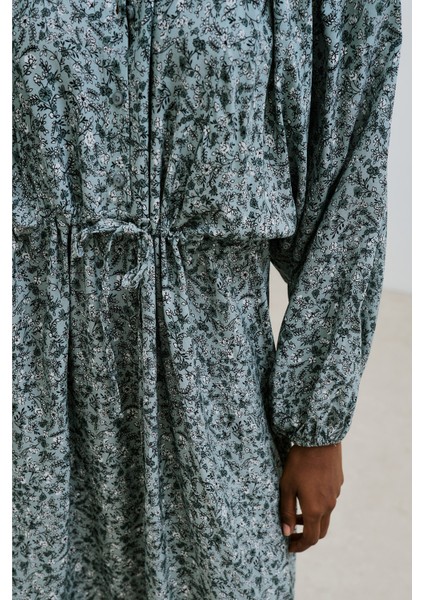 Desenli Viskon Bağlamalı Elbise Lıly Indıgo modelleri