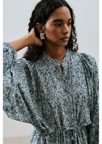 Desenli Viskon Bağlamalı Elbise Lıly Indıgo fırsatları