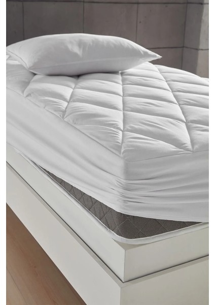 Relax Touch Çift Kişilik Yatak Koruyucu Uyku Pedi 150x200 cm – Ekstra Yumuşak Mikrofiber Silikon Elyaf, Beyaz Renk modelleri