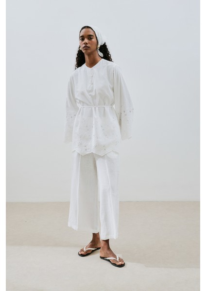 Nakış Detaylı Tunik Ekru modelleri