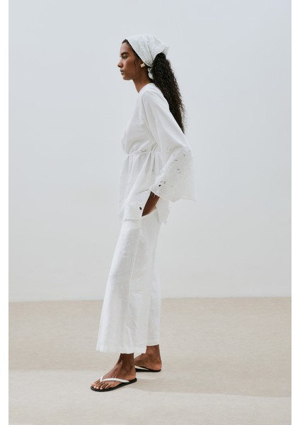 Nakış Detaylı Tunik Ekru