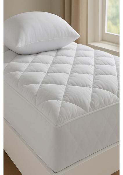 Relax Touch Çift Kişilik Yatak Koruyucu Uyku Pedi 150x200 cm – Ekstra Yumuşak Mikrofiber Silikon Elyaf, Beyaz Renk