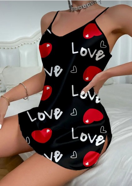 Siyah Aşk Temalı Kalp Desenli Yırtmaç Detaylı Saten Gecelik fiyatları